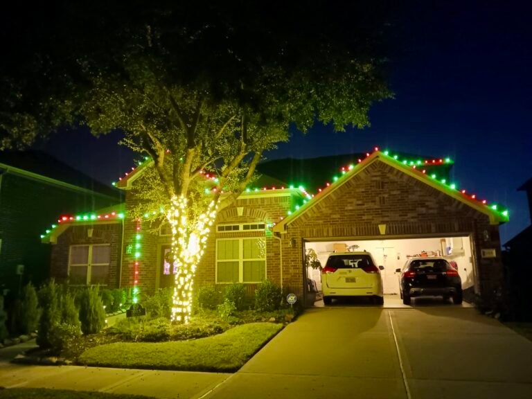 Christmas Lights Decoration Christmas light installation in Pearland, Tx (photo 5)