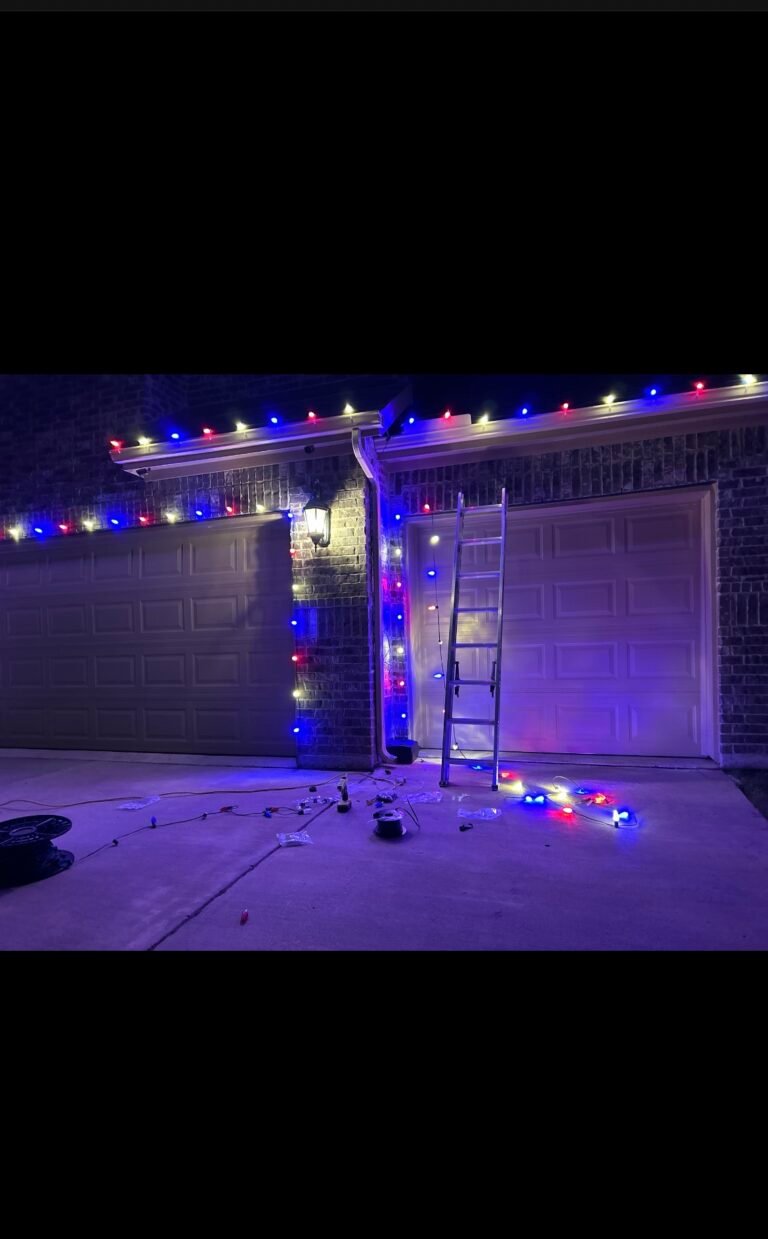 Eagle Scout Service Christmas light installation in Forney, Texas (photo 3) Eagle Scout Service Christmas light installation in Forney, Texas (photo 3)