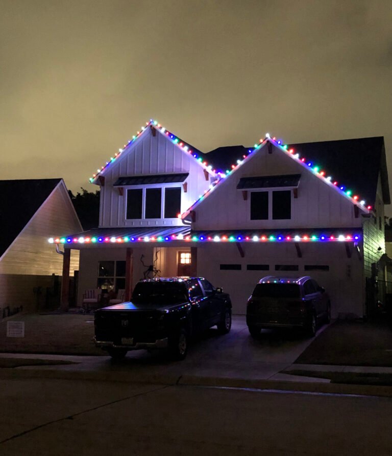 PK Lighting Christmas light installation in Garland, Texas (photo 2)