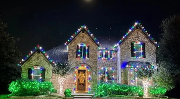 Grants Outdoor Christmas lights near Colleyville, TX